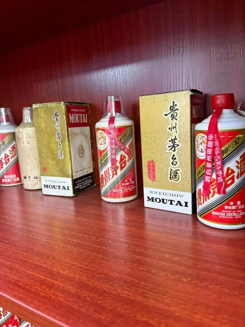 老酒回收行业现状：空瓶灰色产业链、卖酒合规、鉴定标准、商家压